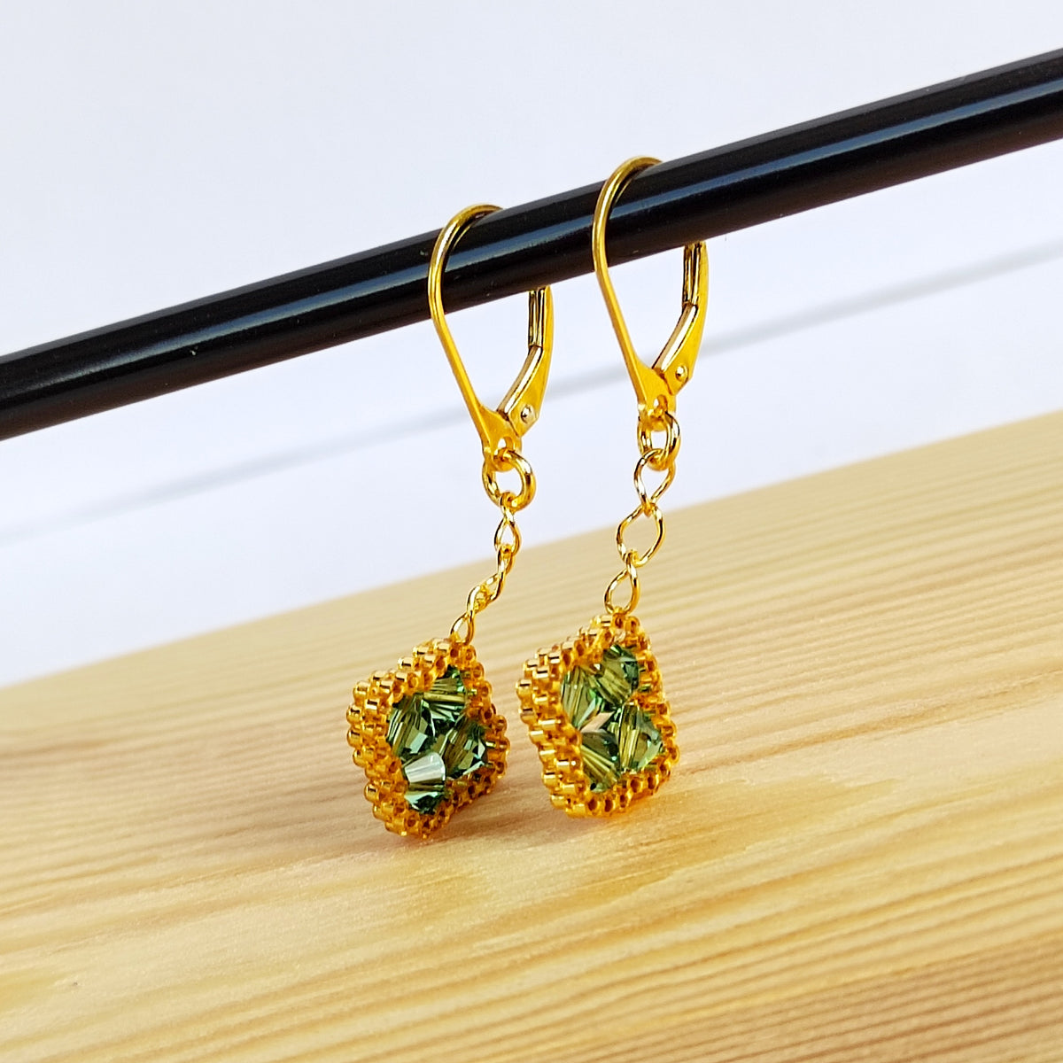 Zlatozelené se swarovski (č. 1753)