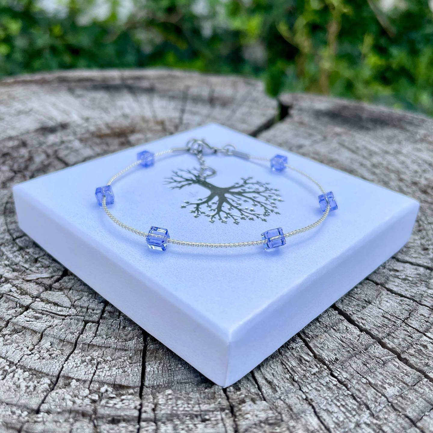 Náramek se Swarovski kostičkami (č. 510)